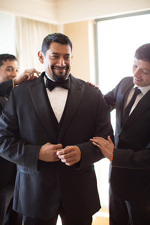 10_22_16 Candice & Anthony Wedding Getting Ready-539