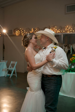 07_22_17 Jennifer + Travis Wedding-1021