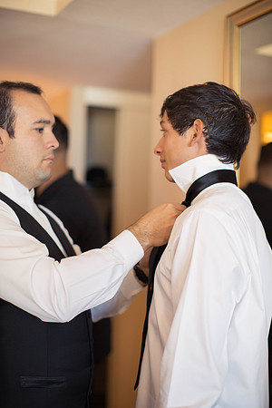 10_22_16 Candice & Anthony Wedding Getting Ready-463