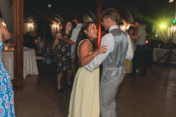 5-17-25_carissa AND JOEL WEDDONG-1559