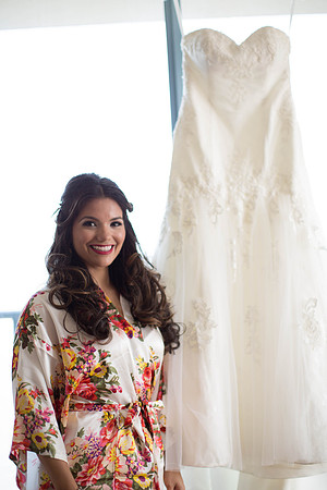 10_22_16 Candice & Anthony Wedding Getting Ready-563