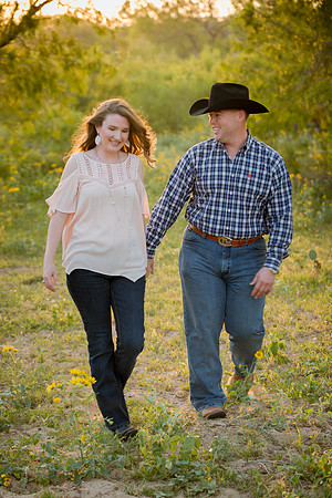 04_01_17 Jennifer and Travis Engagement-276