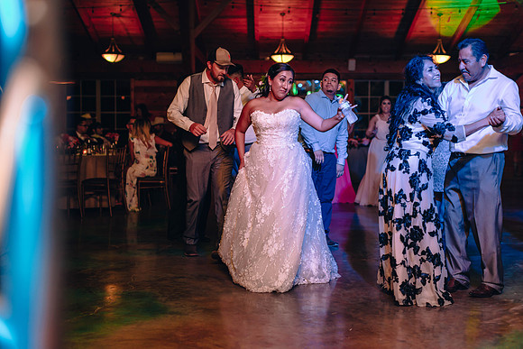 5-19-2018_Leslie and Jason-1117-3