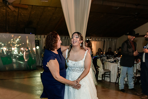 11-16-24_lori and Rj wedding-3025