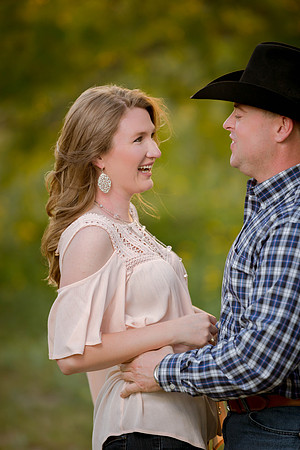 04_01_17 Jennifer and Travis Engagement-249-Edit