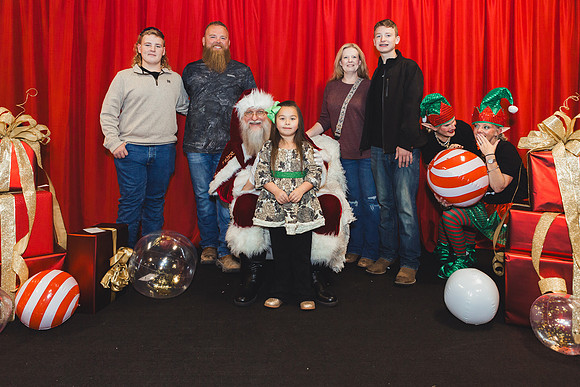 11-6-24_Spears Holiday_-47-2