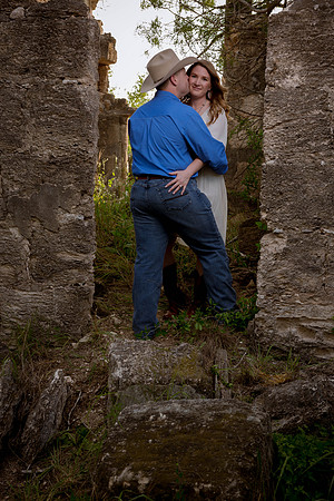 04_01_17 Jennifer and Travis Engagement-122