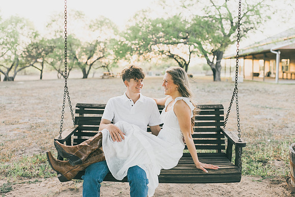 3-17-25_Carissa Engagement-1060