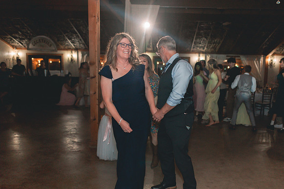 5-17-25_carissa AND JOEL WEDDONG-1227