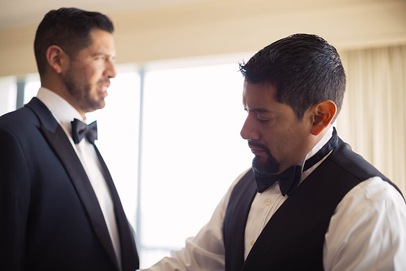 10_22_16 Candice & Anthony Wedding Getting Ready-513