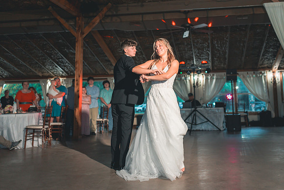 5-17-25_carissa AND JOEL WEDDONG-1242