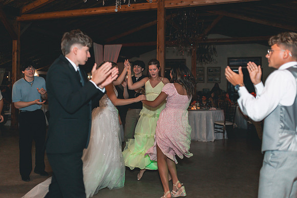 5-17-25_carissa AND JOEL WEDDONG-1502