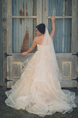 08_23_17 Kayla Bridal-278
