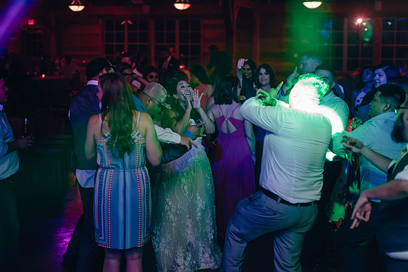 5-19-2018_Leslie and Jason-1172