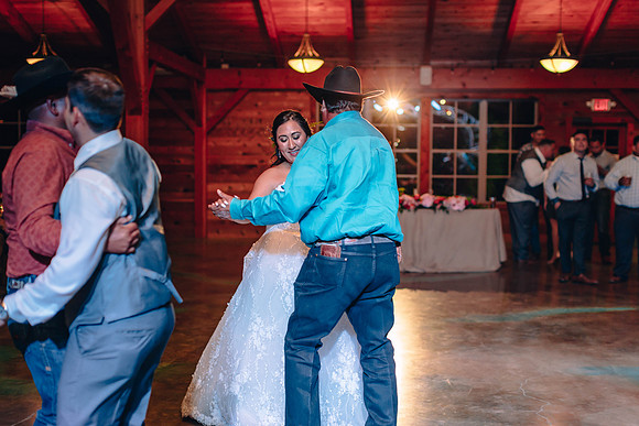 5-19-2018_Leslie and Jason-836-3