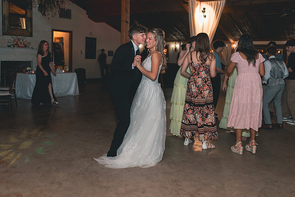 5-17-25_carissa AND JOEL WEDDONG-1726