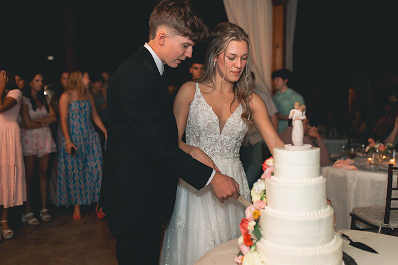 5-17-25_carissa AND JOEL WEDDONG-1652