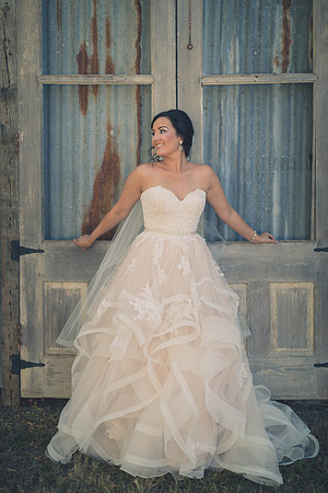 08_23_17 Kayla Bridal-266