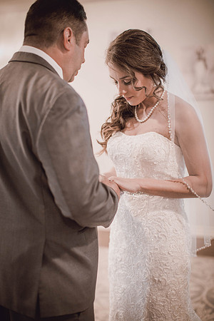 11_05_16 Christina Ruiz Wedding Getting Ready-614