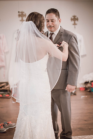 11_05_16 Christina Ruiz Wedding Getting Ready-612